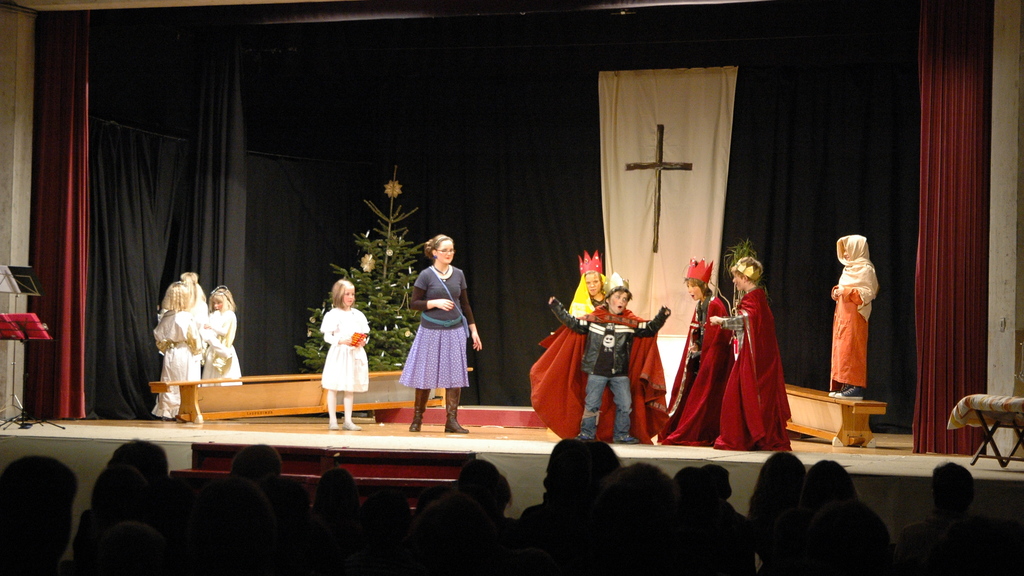 HILFE Die Herdmanns Kommen HILFE Die Herdmanns Kommen